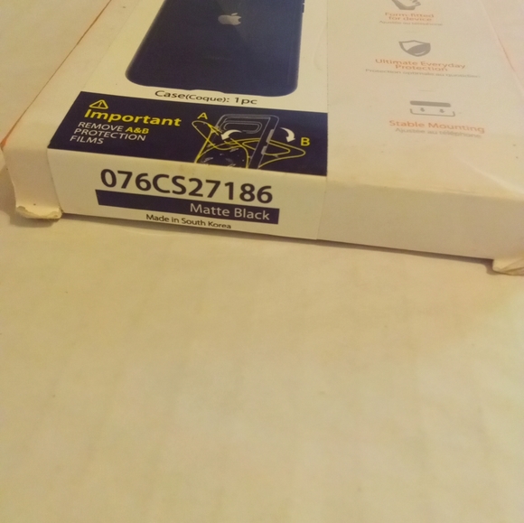 Spigen iPhone 11 Ultra Hybrid Matte Black Smartphone Carry Case - Picture 3 of 6